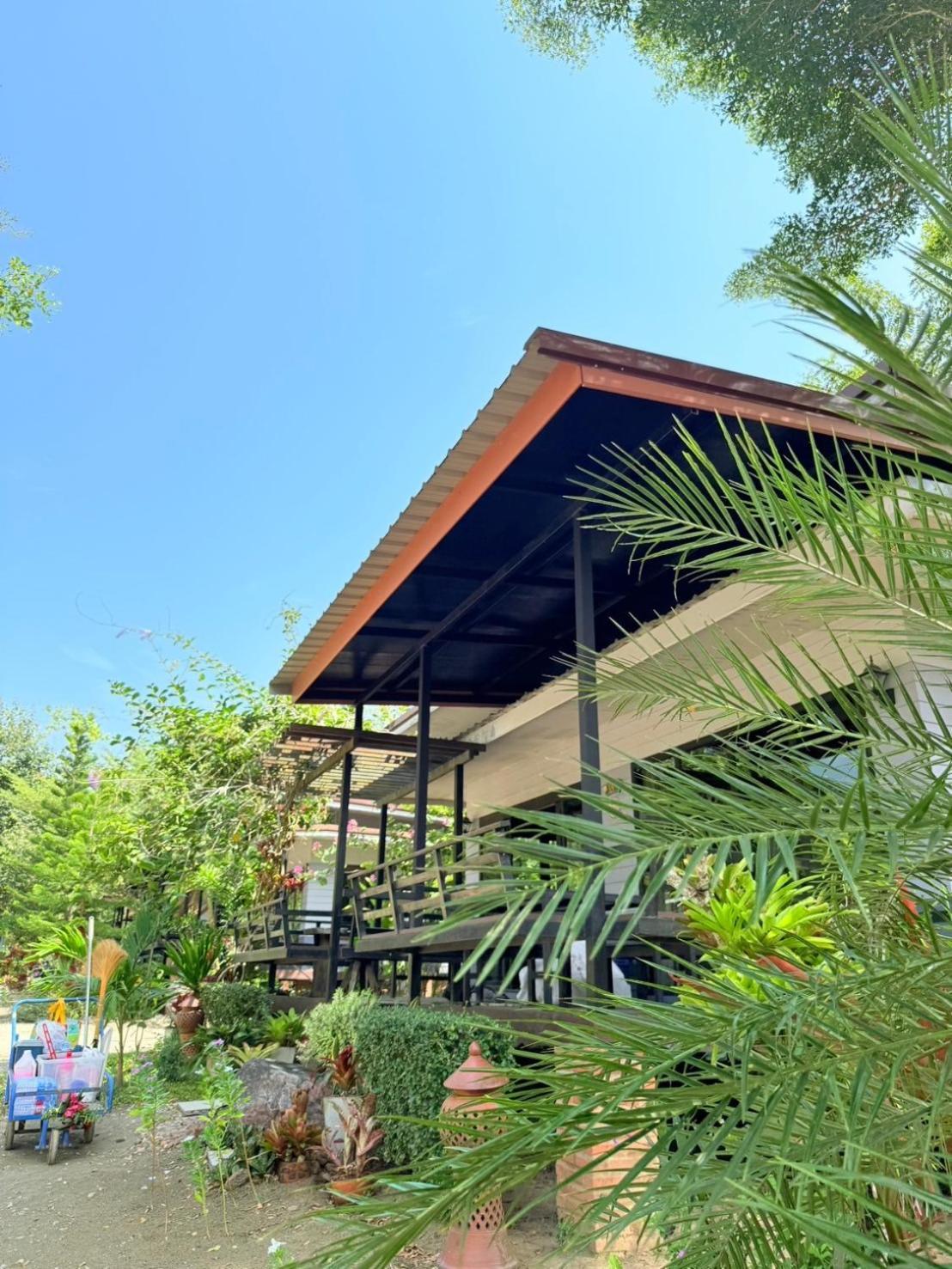 Baan Suan Hill Resort Ban Tha Khun Exterior photo