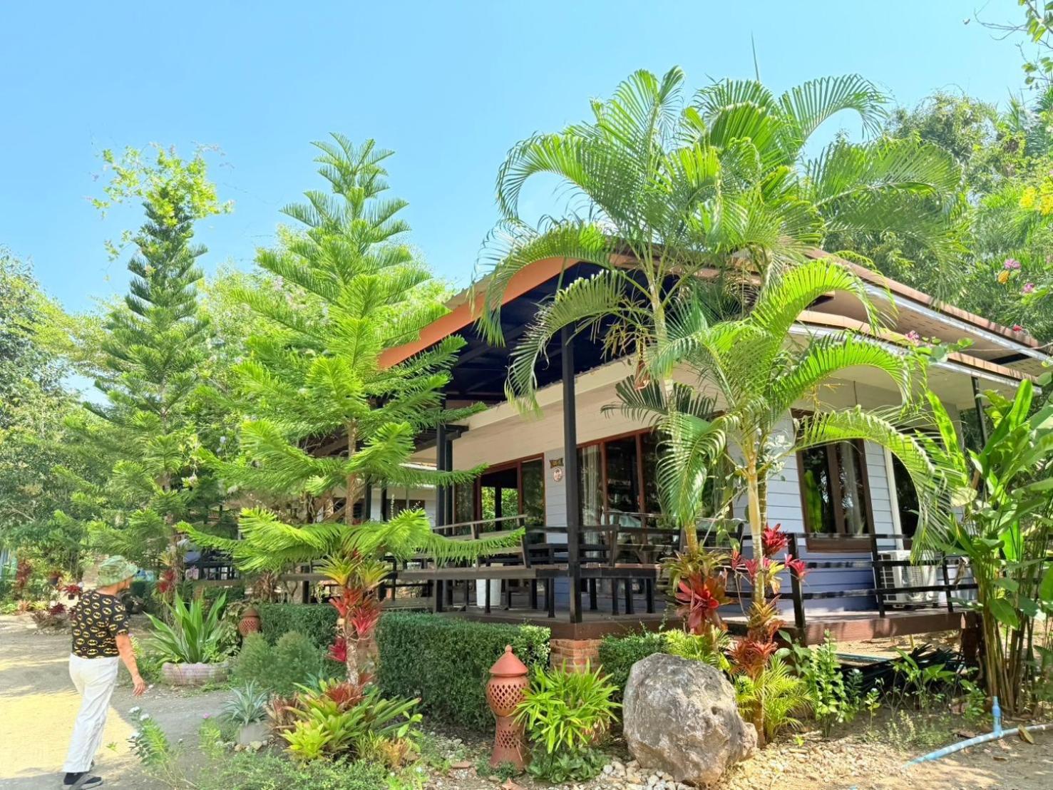 Baan Suan Hill Resort Ban Tha Khun Exterior photo